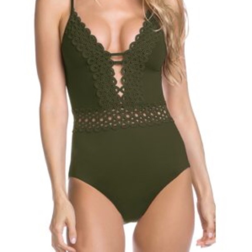 Becca Siren One Piece Ringlet Swimsuit Green Med